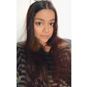 Meet your Posher, Roxana